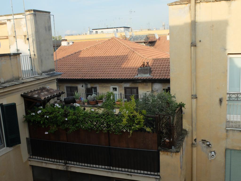 La Soffitta Di Lu Apartamento *